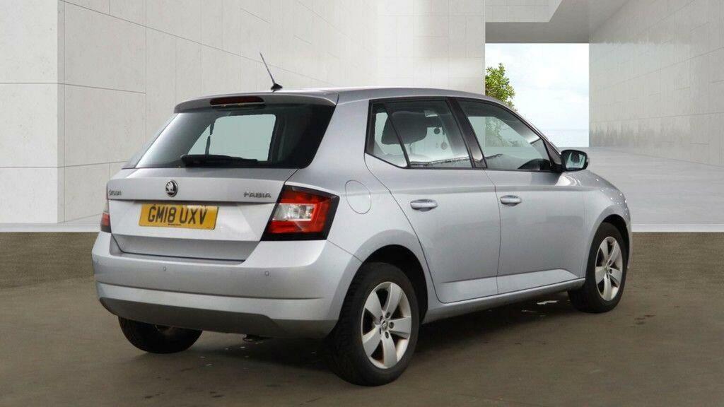Skoda Fabia 1.0 Tsi Se Euro 6 Ss Silver #4