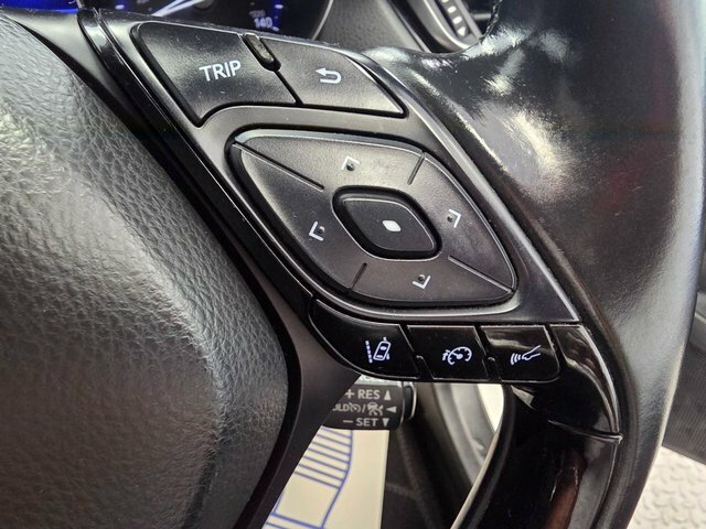 Toyota C-Hr 1.8 Hybrid Dynamic #25