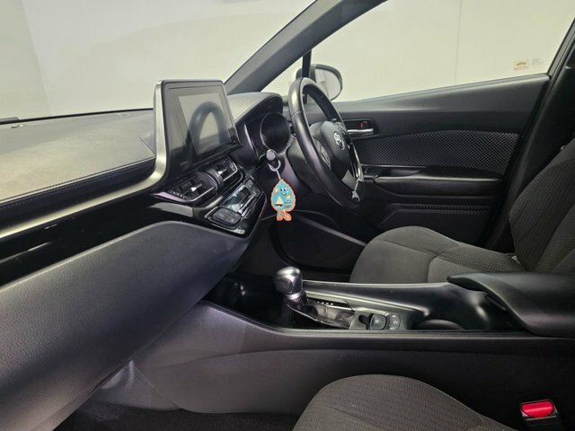 Toyota C-Hr 1.8 Hybrid Dynamic #30
