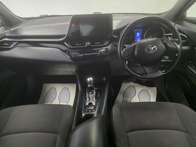 Toyota C-Hr 1.8 Hybrid Dynamic #29