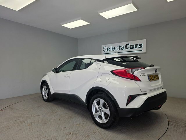 Toyota C-Hr 1.8 Vvt-h Icon Suv Hybrid Cvt Euro 6 S White #2