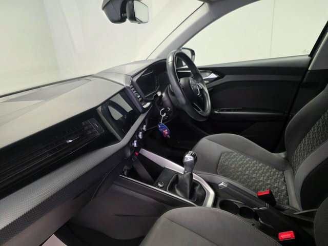 Audi A1 Sportback Sport 25 Tfsi 95 Ps S Tronic White #29