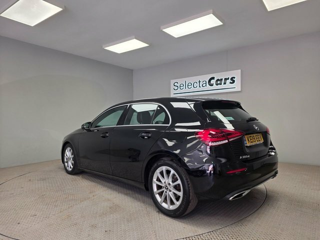 Mercedes-Benz A Class 1.5 A180d Sport Hatchback 7G-dct Euro 6 Black #2