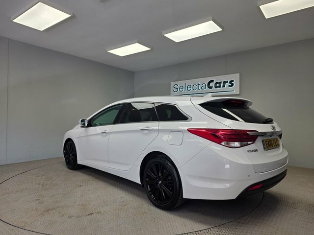 Hyundai I40 Saloon 1.7 Crdi Blue Drive Se Nav Euro 6 Ss Black #8