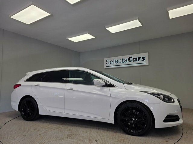 Hyundai I40 1.7 Crdi Blue Drive Premium Tourer Manu White