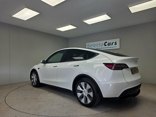 Tesla Model Y Suv Rwd 346 Ps LA24ZYM White #2