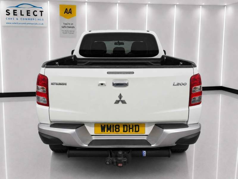 Mitsubishi L200 2.4 L200 Warrior Di-d 4Wd White #4