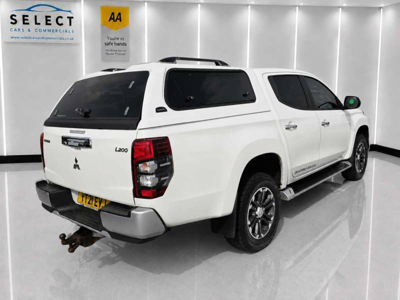 Mitsubishi L200 2.3 L200 Barbarian Di-d 4Wd White #5