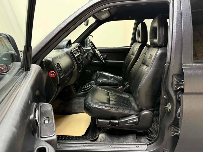 Mitsubishi L200 2.5 L200 Animal Black #3