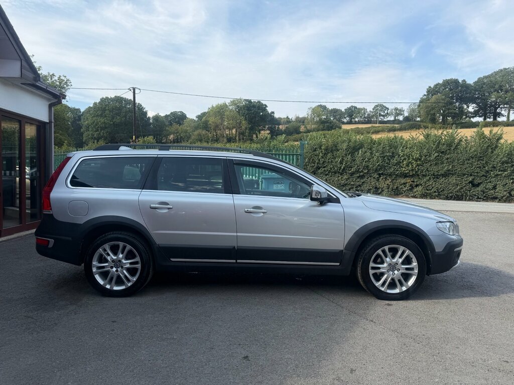 Volvo XC70 2.4 D5 Se Lux Awd Euro 6 Ss Brown #7