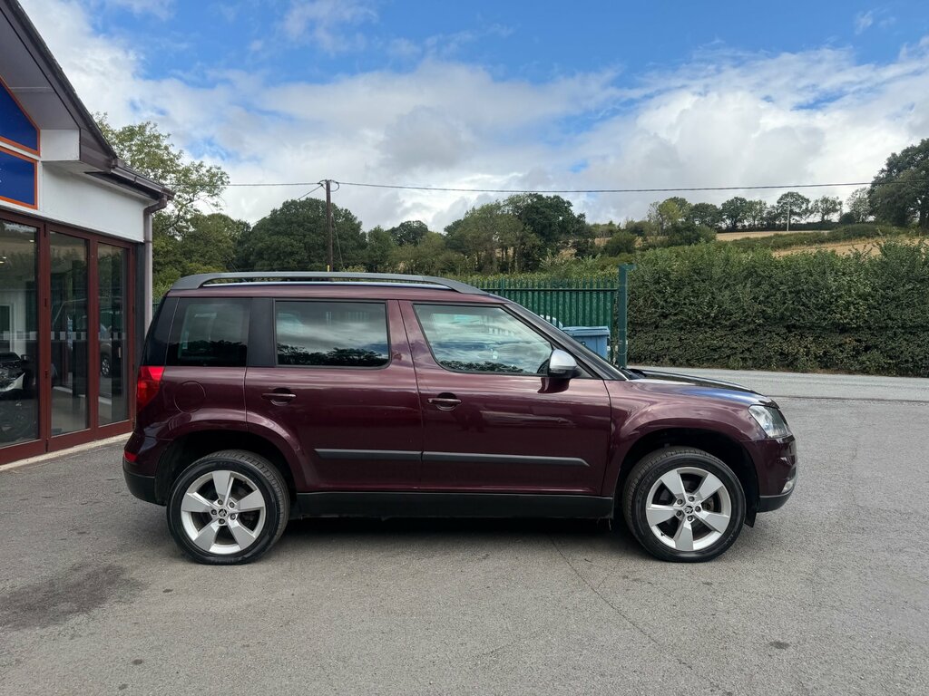 Skoda Yeti 2.0 Tdi Se Outdoor 4Wd Euro 5 1 Red #6