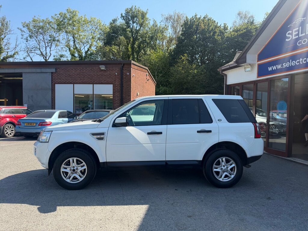 Land Rover Freelander 2 2.2 Ed4 S Suv Euro 5 Ss 150 YG11KHE White #4