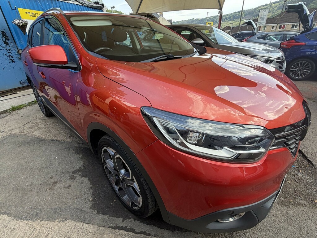 Renault Kadjar Suv 1.6 Dynamique Nav Dci 130 2Wd 201616 Red