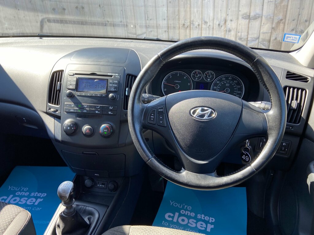 Hyundai I30 1.6 Crdi Comfort Euro 4 Black #17
