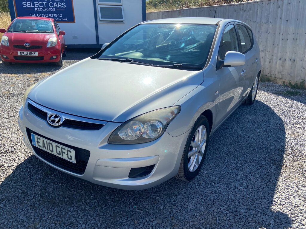 Hyundai I30 1.6 Crdi Comfort Euro 4 Black #4