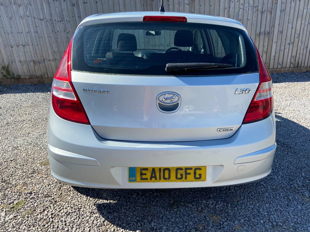 Hyundai I30 1.6 Crdi Comfort Euro 4 Black #7