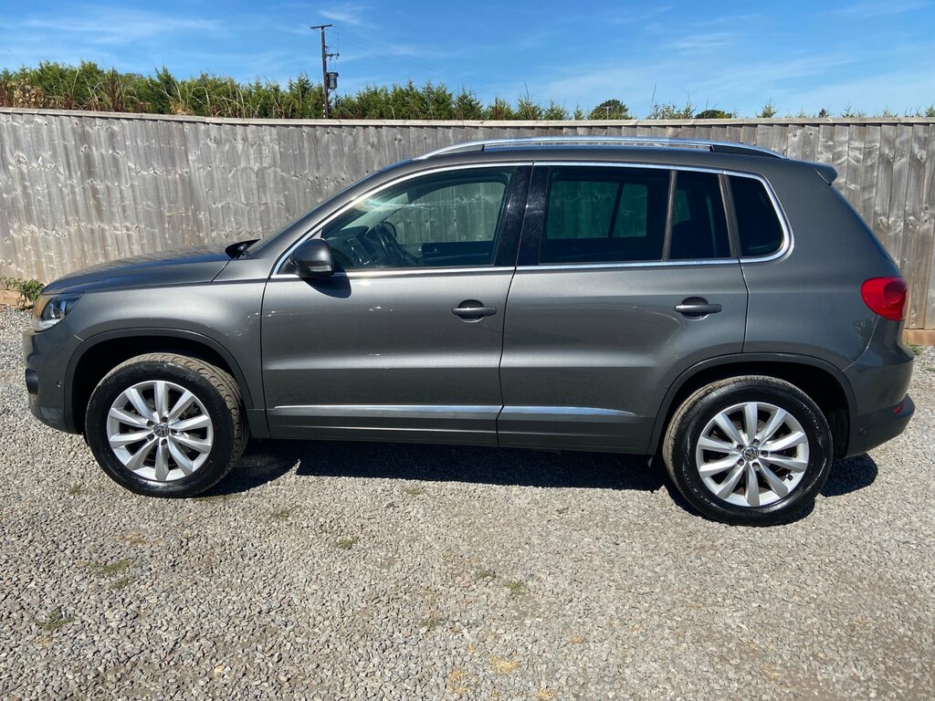 Volkswagen Tiguan Suv 2.0 Grey #5