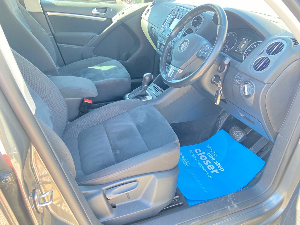Volkswagen Tiguan Suv 2.0 Grey #18