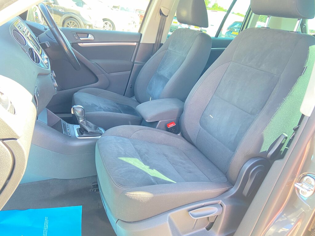 Volkswagen Tiguan Suv 2.0 Grey #23