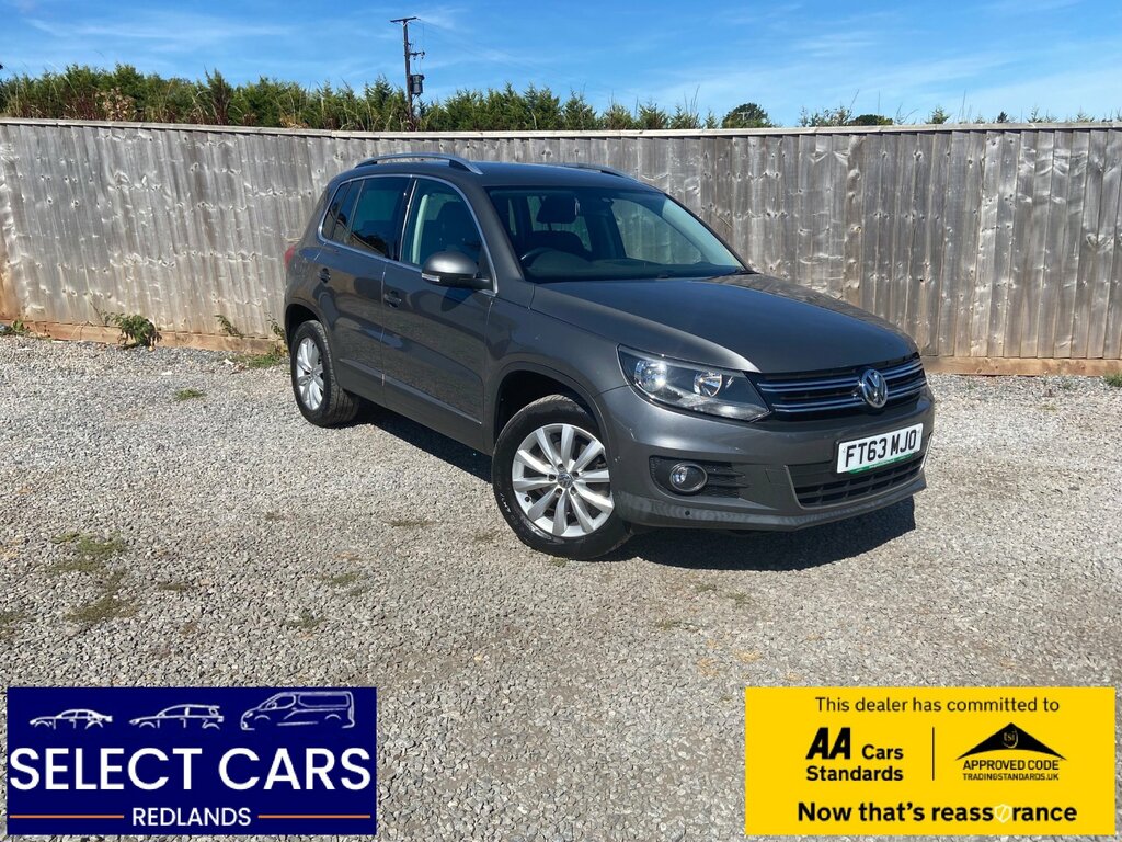 Volkswagen Tiguan Suv 2.0 Grey #1