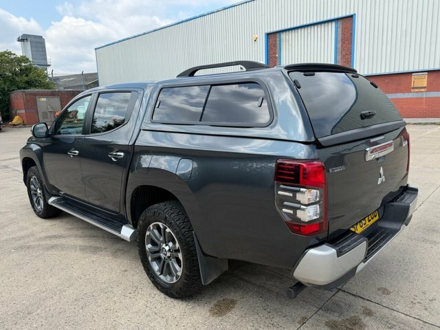 Mitsubishi L200 Di-d Dc Barbarian Pickup Grey #4