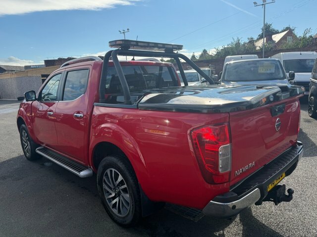 Nissan Navara Dci Tekna Pickup Double SF18ADB Red #4