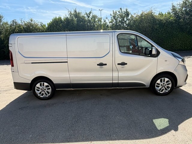 Nissan NV300 Dci 30 Tekna Panel Grey #5