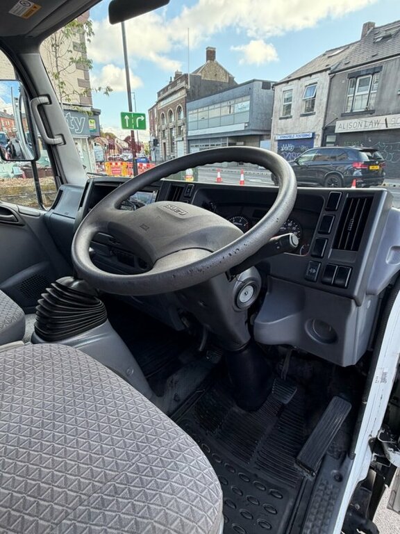 Isuzu N75.190 L #9