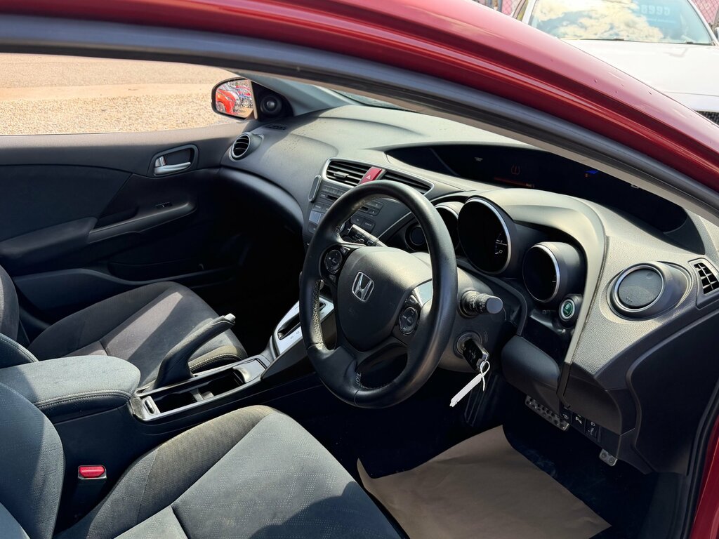 Honda Civic 1.8 I-vtec Se Plus Hatchback Euro Red #3