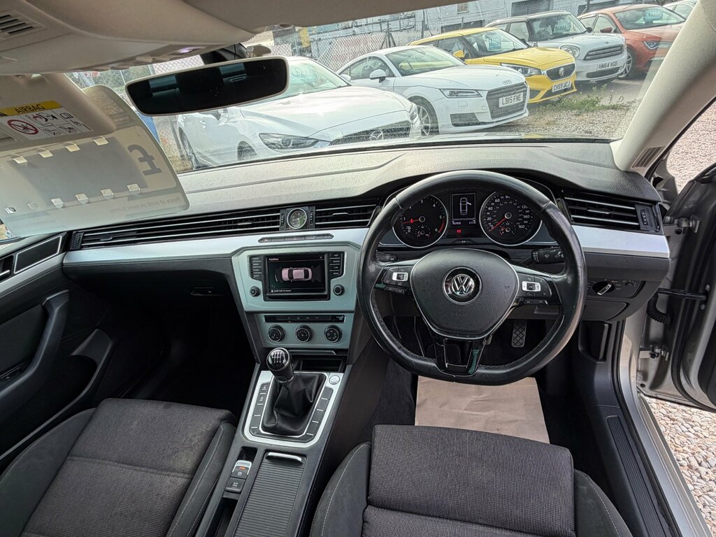 Volkswagen Passat 2.0 Se Business Tdi Bluemotion Technology 148 B Black #12