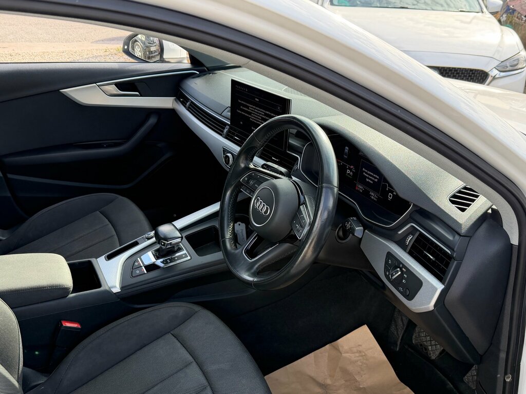 Audi A4 2.0 Tdi 30 Technik Saloon S Tronic Euro White #4