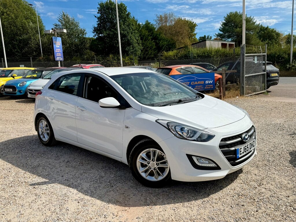 Hyundai I30 1.6 Crdi Blue Drive Se Hatchback White