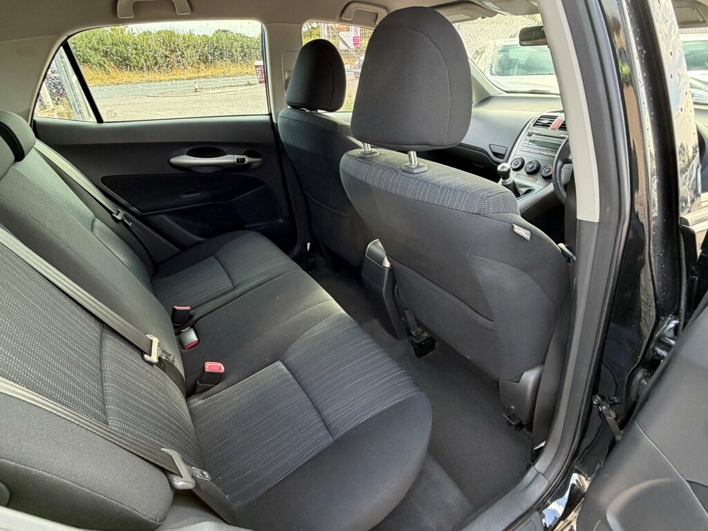 Toyota Auris 1.6 Vvt-i T Spirit Silver #13