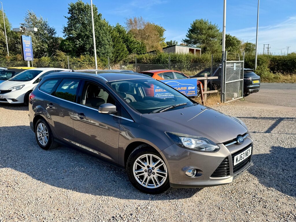 Ford Focus 1.6 Tdci Titanium Estate Euro 5 Brown