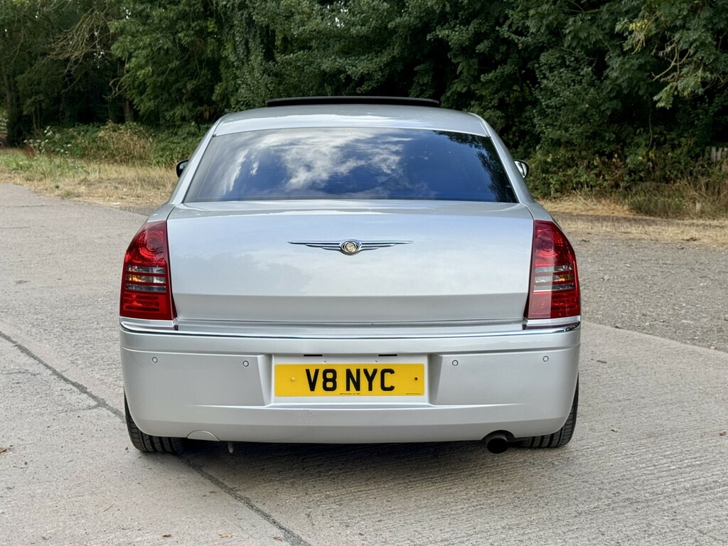 Chrysler 300C 3.5 V6 V8NYC Silver #6
