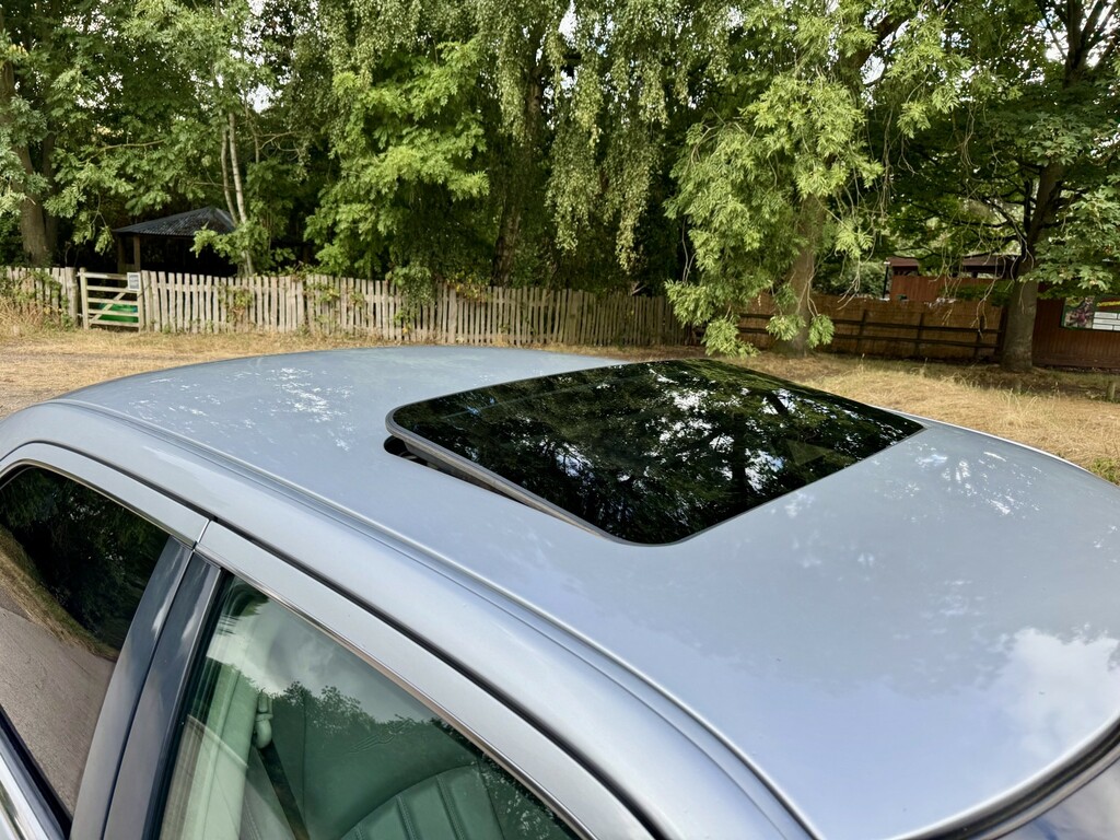 Chrysler 300C Crd Silver #11
