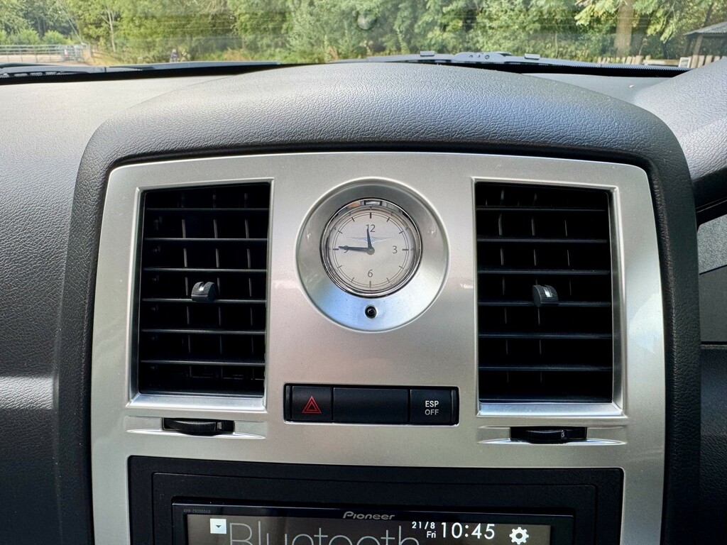 Chrysler 300C Crd Silver #50