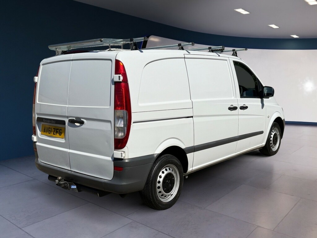 Mercedes-Benz Vito 2.1 110 Cdi White #5