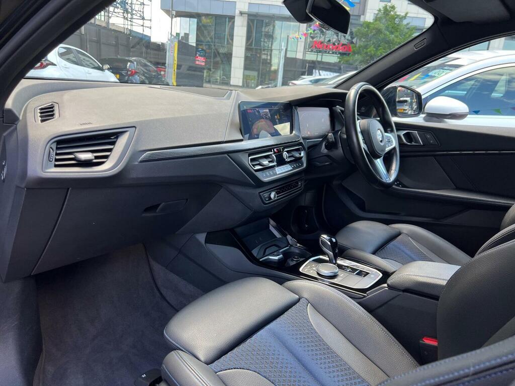 BMW 1 Series 118I M Sport Black #23