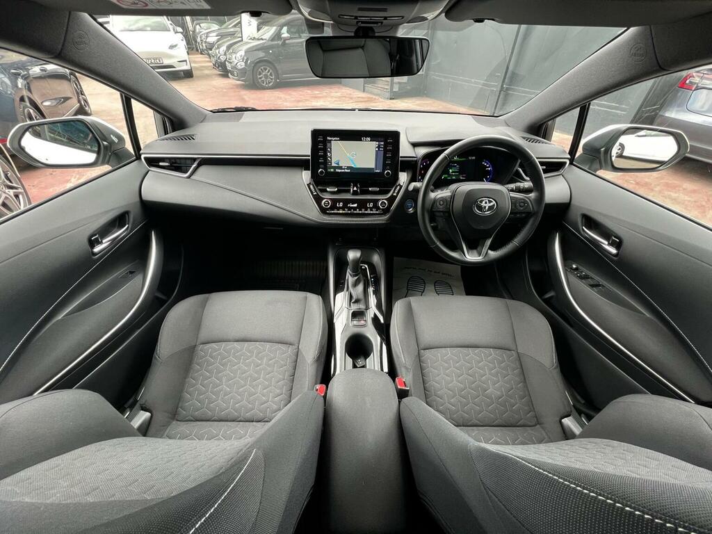 Toyota Corolla 1.8 Vvt-h Design Cvt Euro 6 Ss White #2