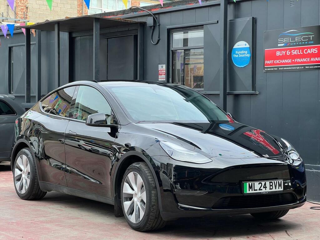 Tesla Model Y Suv Black