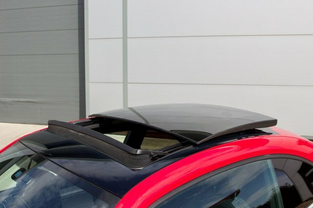 Volkswagen Beetle 2.0 Sport Tdi Dsg 139 Bhp Yellow #65