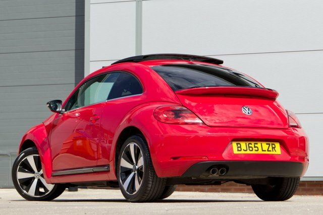 Volkswagen Beetle 2015 1.4 Tsi Bluemotion Tech Sport Euro 6 Ss Red #3