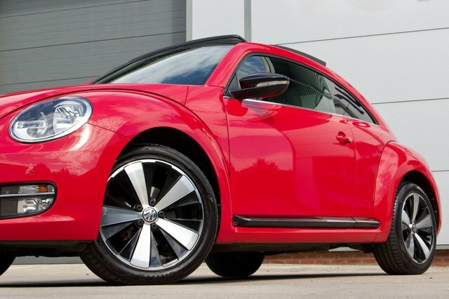 Volkswagen Beetle 2.0 Sport Tdi Dsg 139 Bhp Yellow #48