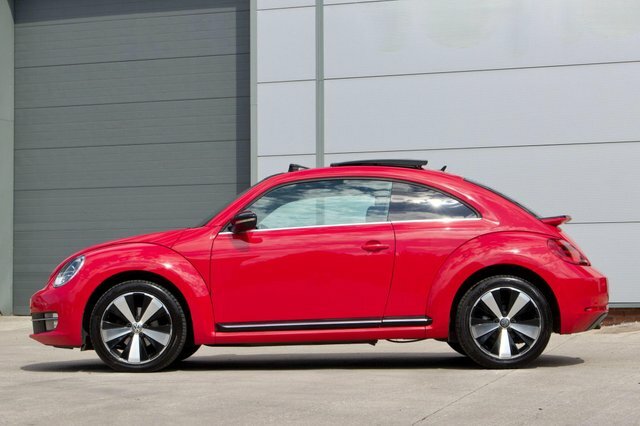Volkswagen Beetle 2015 1.4 Tsi Bluemotion Tech Sport Euro 6 Ss Red #2