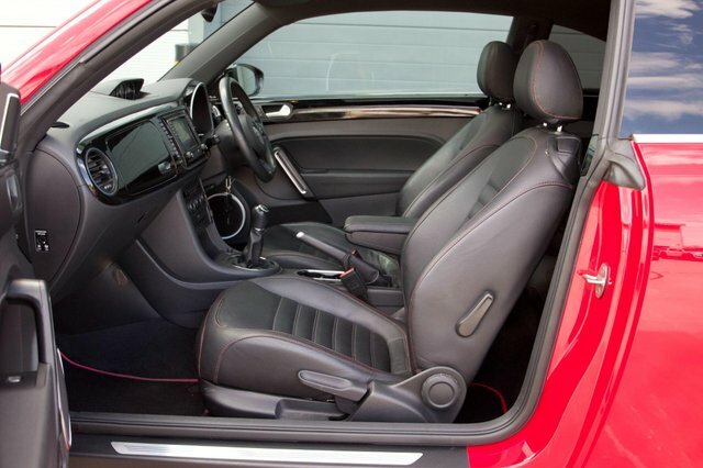 Volkswagen Beetle 2.0 Sport Tdi Dsg 139 Bhp Yellow #35