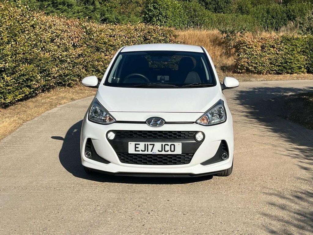 Hyundai I10 1.2 Premium Hatchback Euro 6 87 EJ17JCO White #4