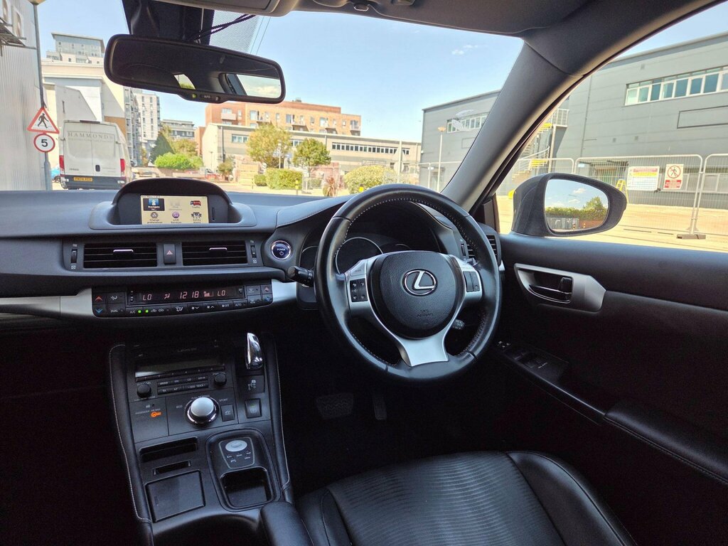 Lexus CT 1.8 200H Luxury Cvt Euro 5 Ss Silver #24
