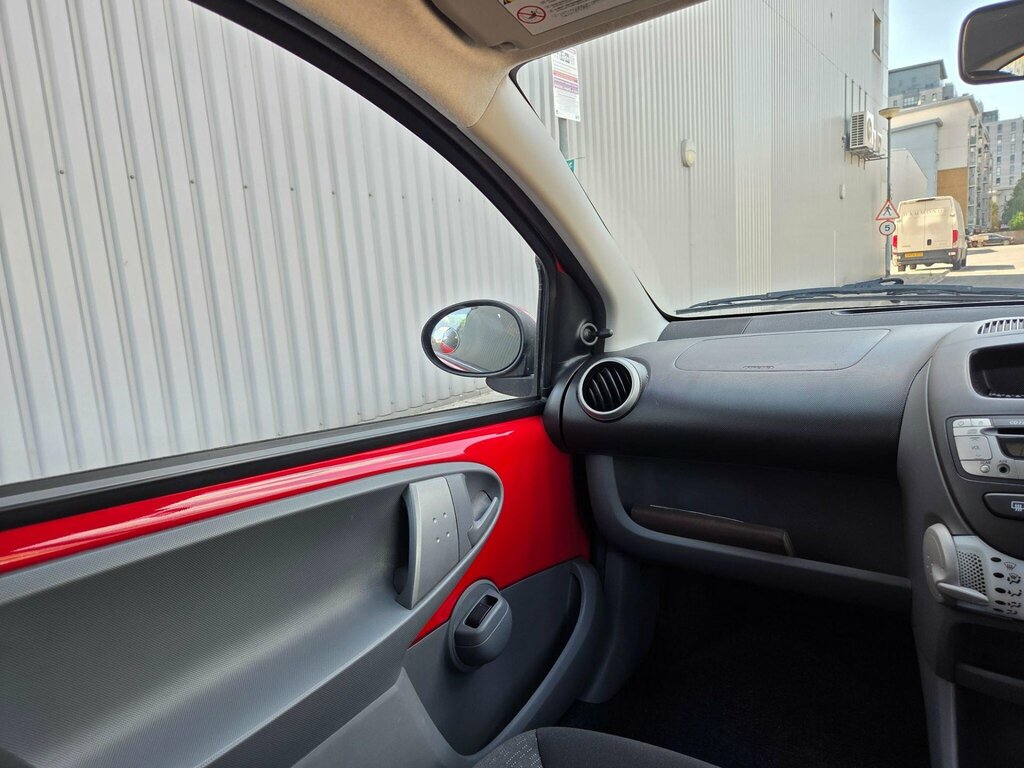 Peugeot 107 Grey #21