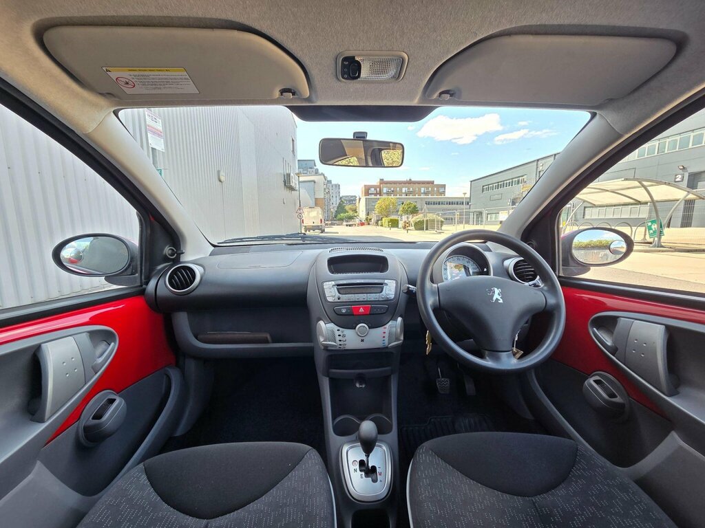 Peugeot 107 1.0 12V Urban 2 Tronic Euro 4 Red #4
